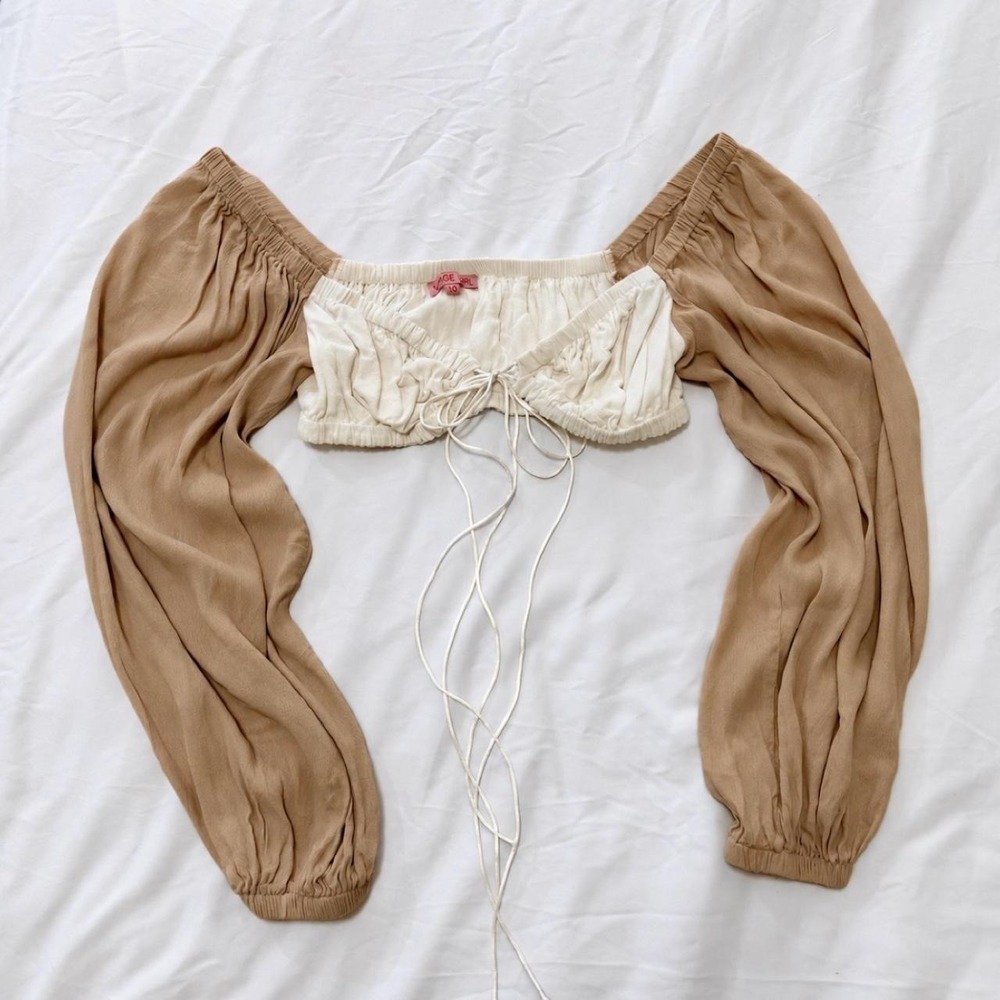 Verge Girl Ruched Tie-Front Balloon Sleeve Crop Top Cream Peach